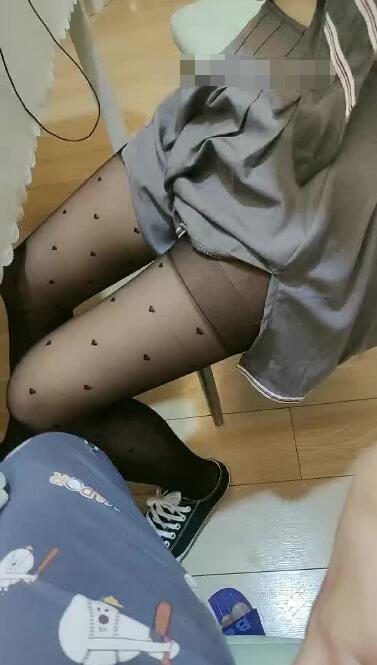 [主播探花] 2021-05-02 约炮俱乐部05-02直播实录