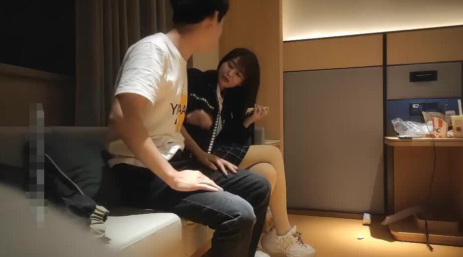 [主播探花] 2021-04-14 文轩探花04-14小网红