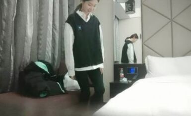 返场极品学妹，【干净利速】，万众期待呼声很高，清纯校园女神，近景口交