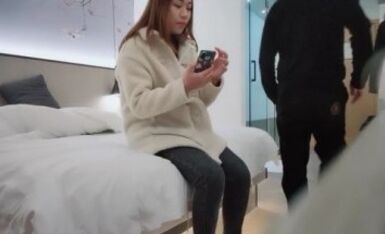 【一级品茶师】，新晋探花首场大作，漂亮小少妇，蜜桃臀圆润白皙，黑森林淫液喷涌，狂插蜜穴浪叫 01