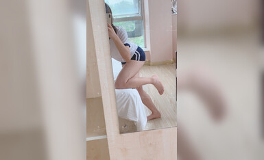 【超可推荐，不容错过】极品萝莉@超级嫩妹@新鲜可口@霉可可之体操服