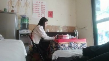 【持有无套内射执照的探花】，蝴蝶逼少妇，C罩杯，打桩机猎艳狂人，高频干逼不停真强