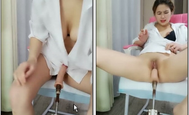 把臊茓開發到極致風臊少婦真會玩,粗長雙頭龍,臊B滴風油精,電動炮機樣樣俱全