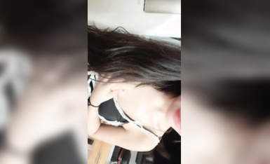 【不不不不知道啊】可甜可欲~音樂系才女~特寫全裸扣B！~ (6)