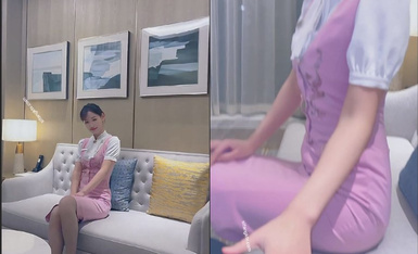 _秀人极品嫩模『唐安琪』最美空姐降临『吉祥航空』闪现露点 第一人称享受安琪 高清1080P版