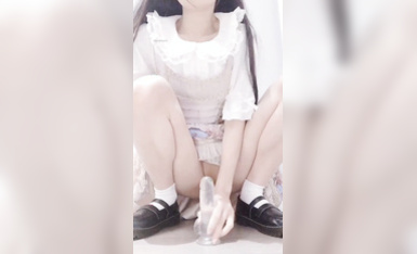 青春無敵 抖音風極品網紅嫩妹高價定製裸舞、變裝、紫薇等反差超大合集~美女如雲~有大膽露臉的 (39)