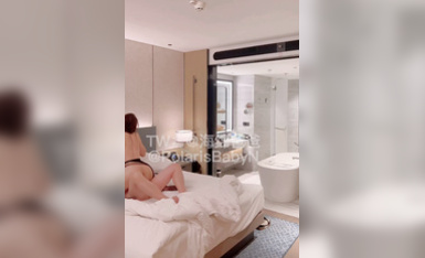 名媛福利姬@海綿爸爸 淫亂私拍視圖合集 (5)