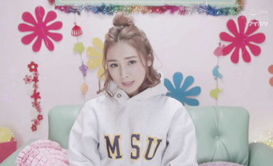 【AI明星換臉】 AI-楊冪 送給你聖誕節最好的禮物！超清完美換臉