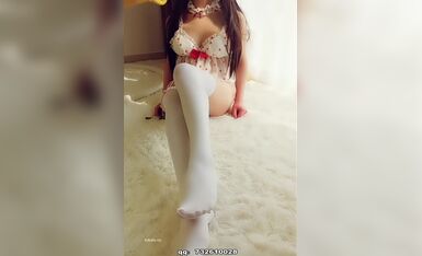 麻酥酥哟 - 草莓吊带衫[42P+3V]2