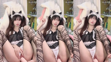 36萬粉蘿莉 小奶貓 露臉定製