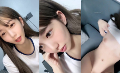 这才是真正的校花【广州大学生】明星来了甘拜下风，清纯指数极高，这小姐姐好甜呀，逼逼好粉嫩 (2)