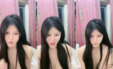 18歲前凸後翹小嫩模【小狐狸】全裸和觀眾一起打王者！ (2)