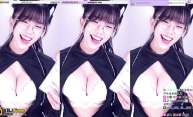 巨乳甜妹舞姬@s201111 性感乳搖熱舞合集 (9)