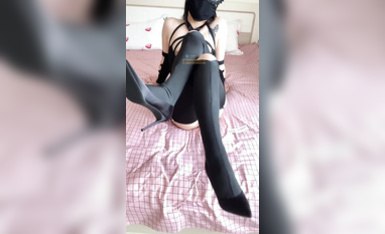 極品翹臀長腿絲襪女神【優優】定製視頻合集 (95)