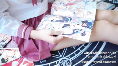 福利姬鈴木美咲 足交  足控狂喜合集 (9)