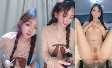 2025年3月最新，抖音網紅女神下海【小饞貓】好美啊，絕對讓你一眼愛上，真是個超級反差的極品尤物，嫩的很全脫 (1)