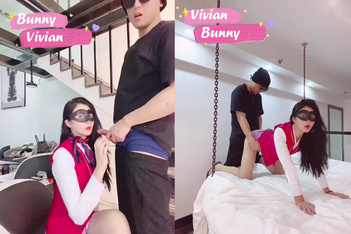 絕美高顏值逆天長腿女神『Vivian』南航空姐淫靡的私生活，撫媚身材制服簡直比空姐還有氣質，超美肉絲大長腿扶腰後入