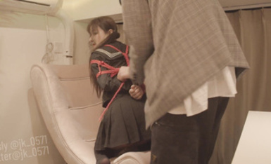 杭州嫩妹獵手 專門挑嫩穴下手 還讓她們介紹自己的閨蜜給他操 實在牛逼 (4)