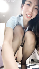 【濕濕】絕頂長腿騷母狗狗鏈舔內褲高跟鞋插逼 (6)