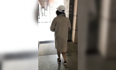 鴨舌帽美女車內口交，逛街露出，試衣間裸體 (3)