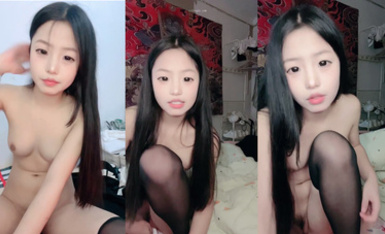 【你的宇啊】最美學妹清純可人高顏值噴火身材懟屏掰B_2