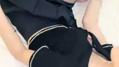 带着头套强干制服美少女，闺蜜在旁边拍摄