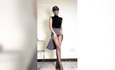絲襪熟女【優優】各種情趣套裝，各種姿勢水晶棒插騷逼，白漿沾滿黑木耳，近距離視角展示騷逼！合集 (19)
